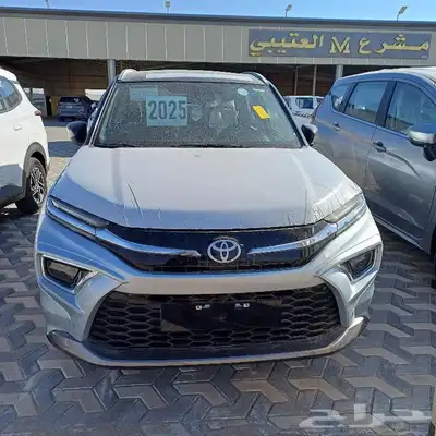 تويوتا اوربان كروزر GLX بانورما 2025 0