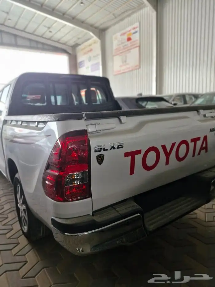 تيوتا هايلكس GLX. 2025 9