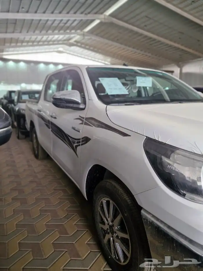 تيوتا هايلكس GLX. 2025 5