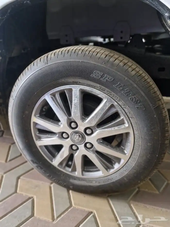 تيوتا هايلكس GLX. 2025 6