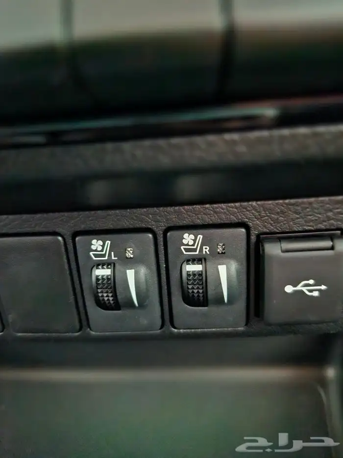 تيوتا هايلكس GLX. 2025 25