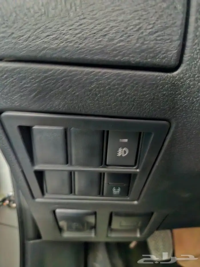 تيوتا هايلكس GLX. 2025 20