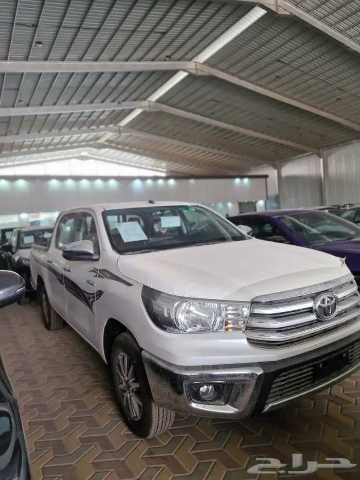 تيوتا هايلكس GLX. 2025 4