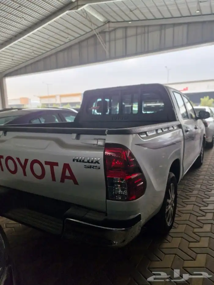 تيوتا هايلكس GLX. 2025 11