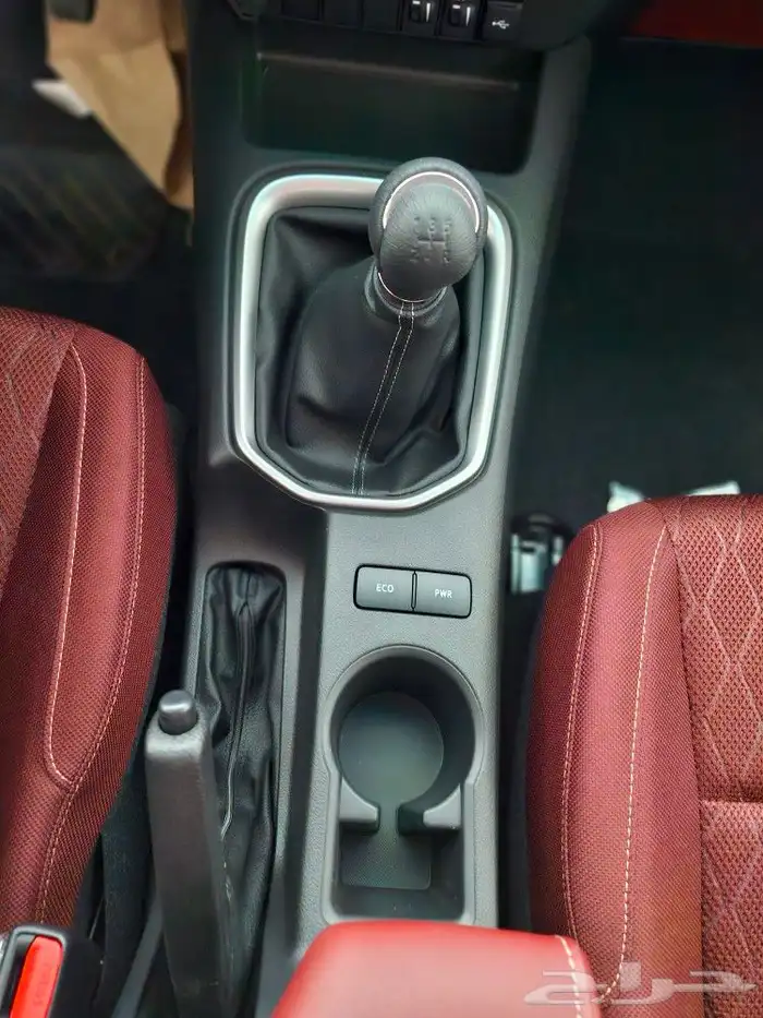 تيوتا هايلكس GLX. 2025 21