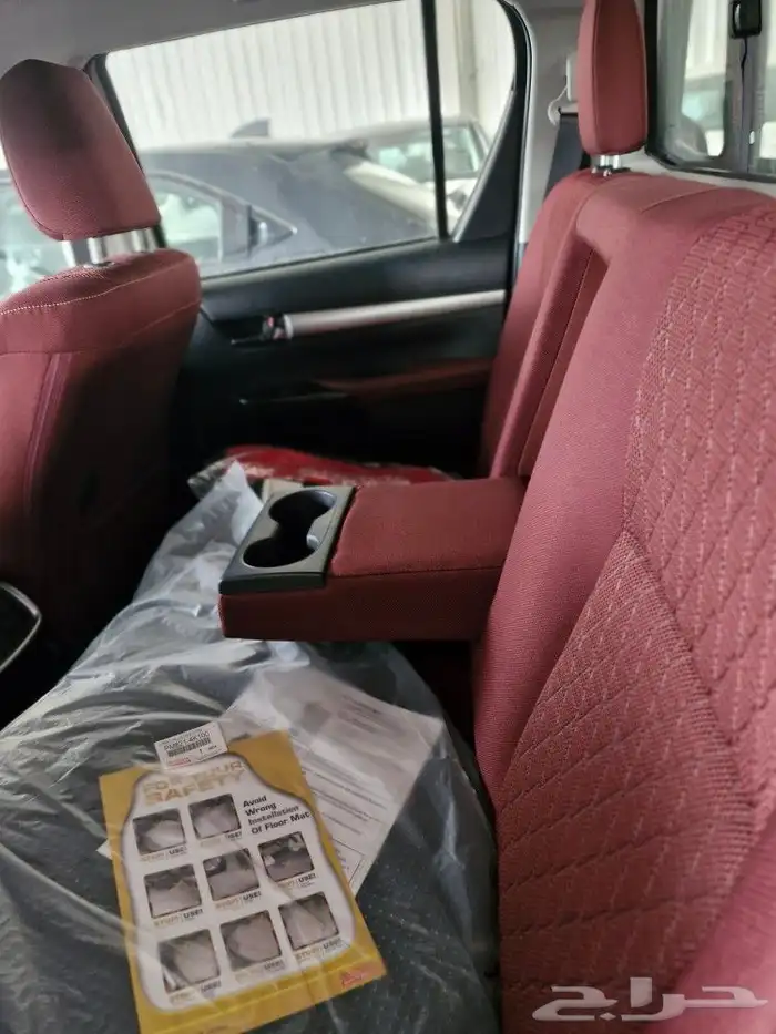 تيوتا هايلكس GLX. 2025 29