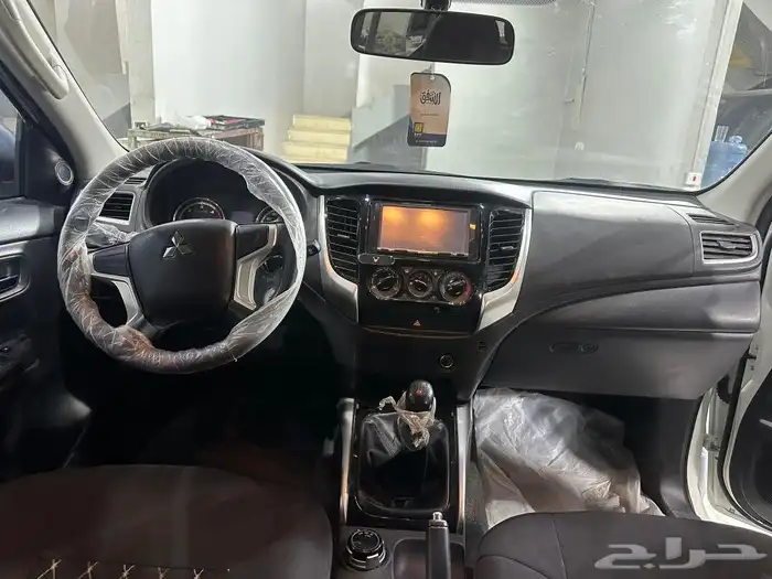تآجير وانيت بك اب دبل متشوبيشى l200 1