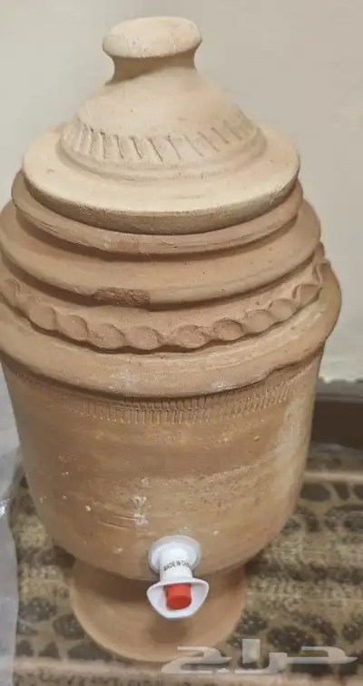 أغراض متنوعه دراجه رياضيه ثابته سعرها 600 ريال و فخار اصلي 0