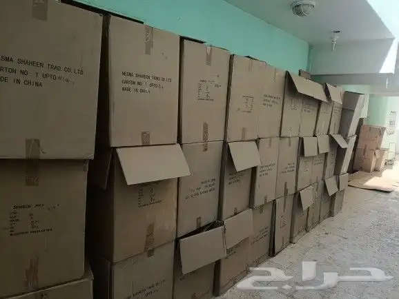 للبيع كراتين فارغه قويه وحجم كبير 20 ريال للحبه 3