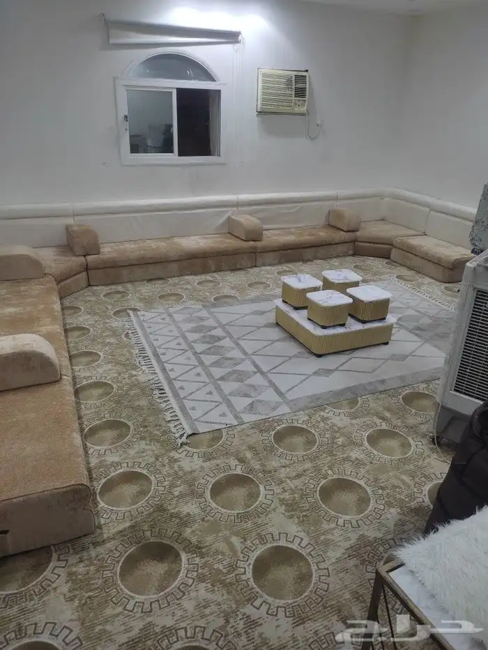 ديكورات وكنب ومجالس عربيه 0