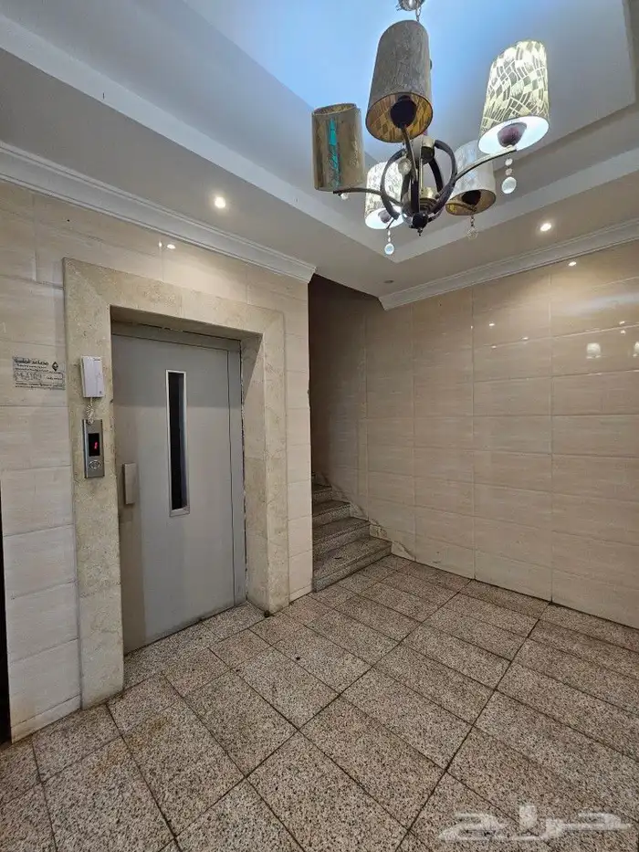 عمارة للايجار بالكامل - سكن عمال 1