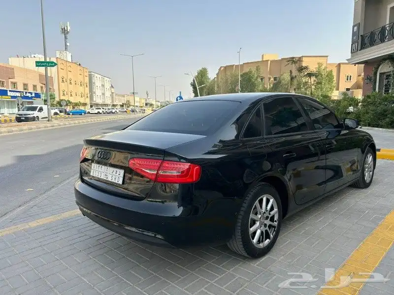 اودي A4 0