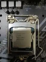 معالج انتل الجيل الثامن فئة 5 أو i5 8400 0