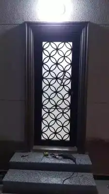 تنفيذ جميع أعمال الحديد والالمنيوم أبواب مظلات دربزين أسقف 13