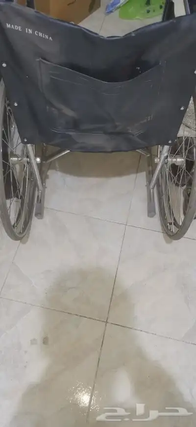 كرسي ذوي احتياجات خاصه متحرك 0