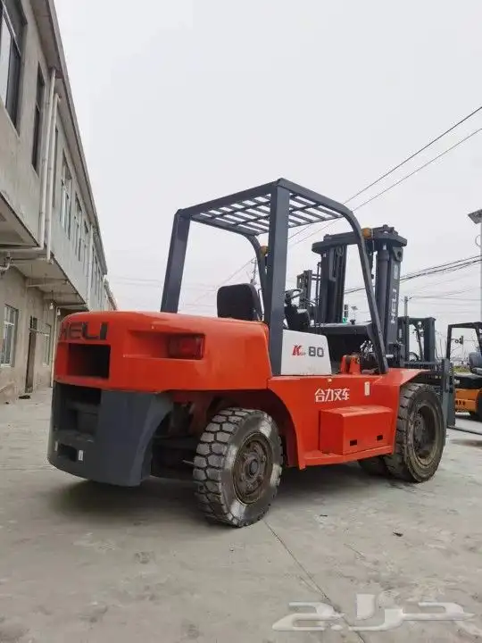 روافع شوكيه وكرينات وببكات وجميع انواع المعدات للايجار 3