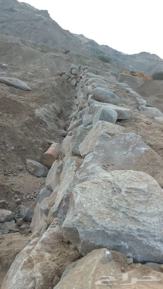 يوجد لدنيا بكلينات للقص وبناء الحجر وتفتيت الصخور وهدم وربرا 6