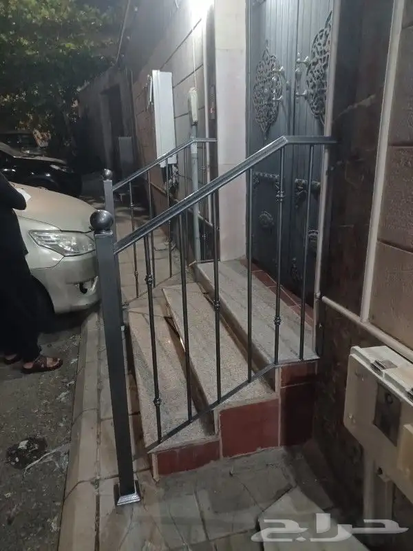 تنفيذ جميع أعمال الحديد والالمنيوم أبواب مظلات دربزين أسقف 6