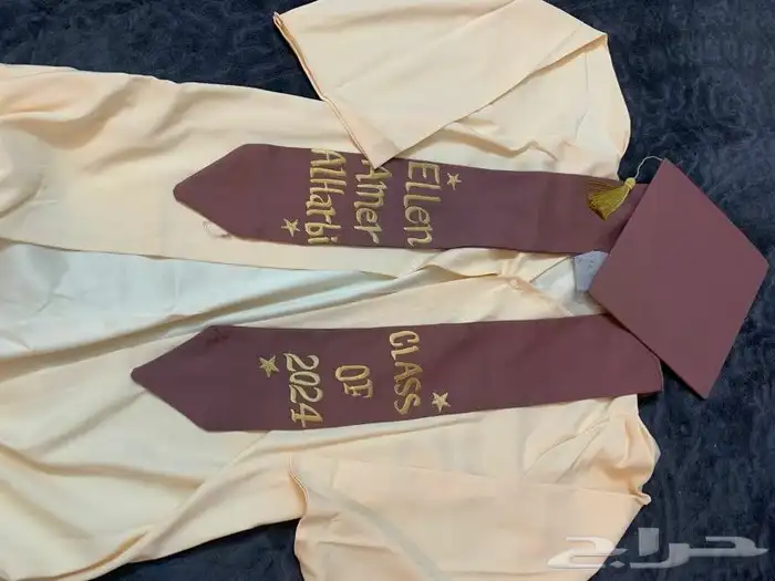 عبايات تخرج ارواب تخرج وشاح قبعه بروشات تخرج تطريز حسب طلبك 8