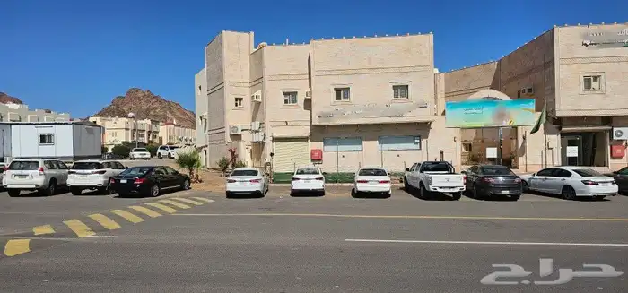 للبيع عماره تجارية سكنية 3