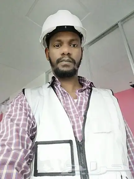 فني كاميرات وشبكات وسنترالات 4