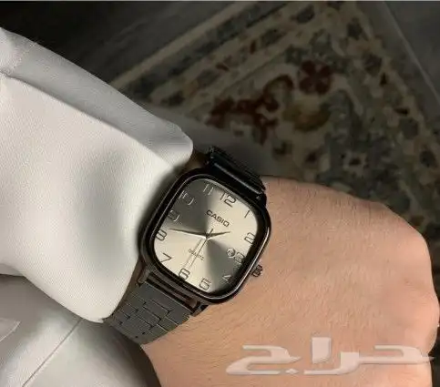 ساعات رجاليه 9