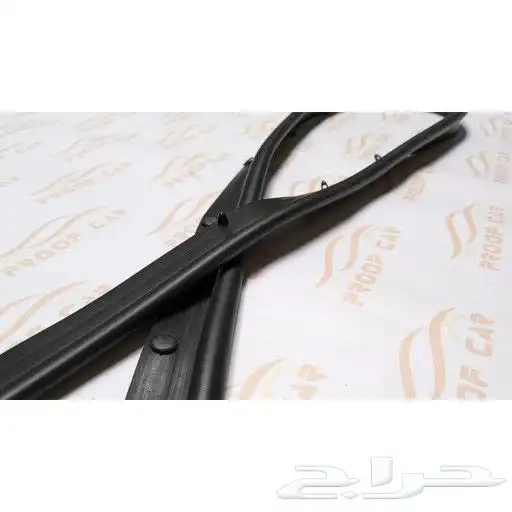 جلدة طرف الكبوت لاندكروزر 98 - 2007 كوبي 3
