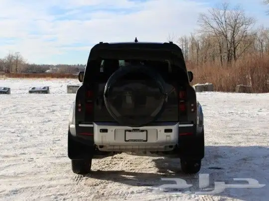 لاند روفر ديفيندر Land Rover Defender 90 SUV موديل 2024 3