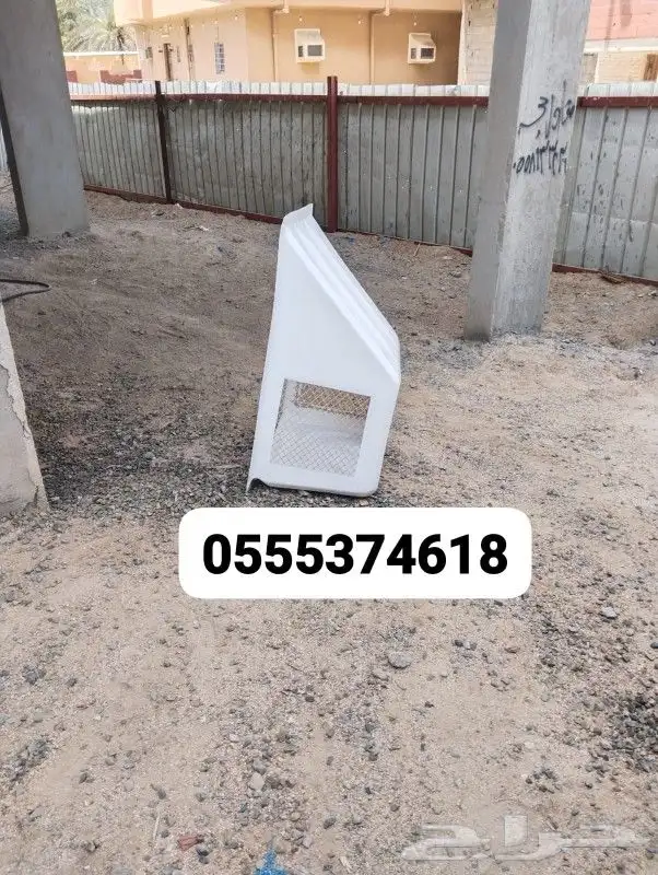 تركيب صناديق مكيف خارجية طارد الطيور 1