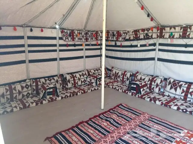 تاجير خيام بيوت شعر أسود وابيض كنب ملكي كرسي شعبيه 5