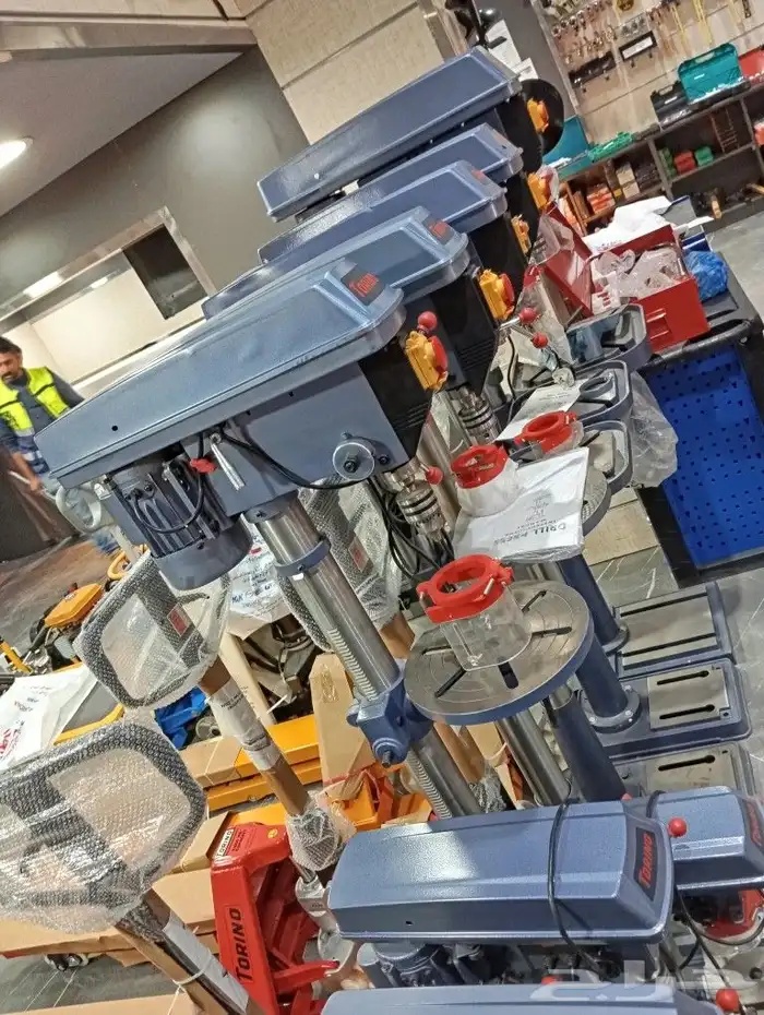 السلام عليكم يوجد عندنا دريلات قاعدة مقاسات متعددة 5