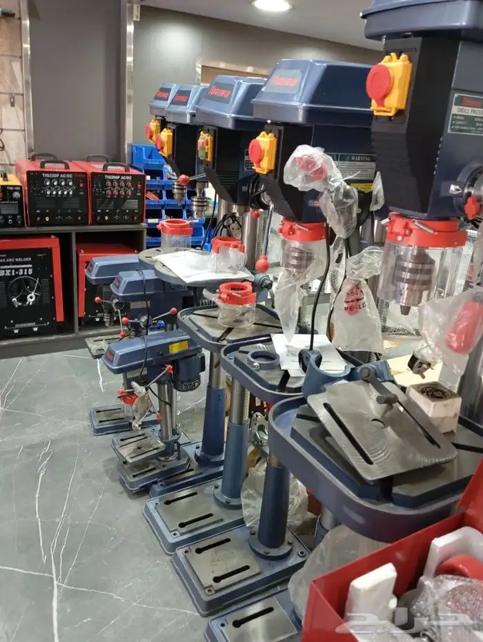 السلام عليكم يوجد عندنا دريلات قاعدة مقاسات متعددة 1