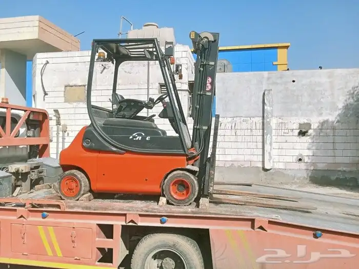 ايجار رافعات شوكيه 2