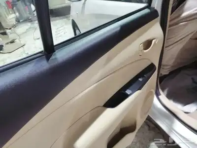 للبيع يارس الموديل 2019 8