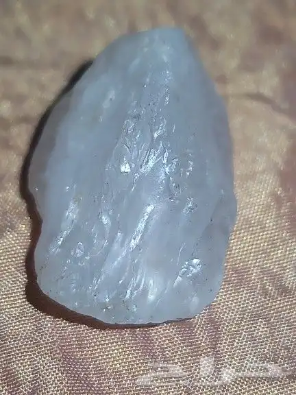 خام البيريل.Beryl ore 0
