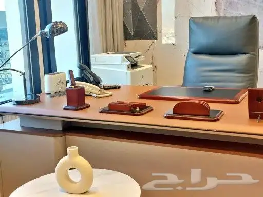 مكتب جاهز للإيجار في العليا طريق الملك فهد 14