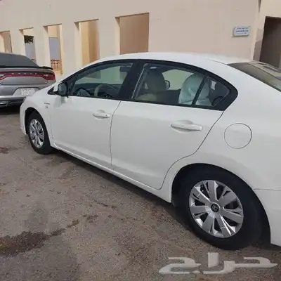سيارة هوندا سيفيك 2015 1