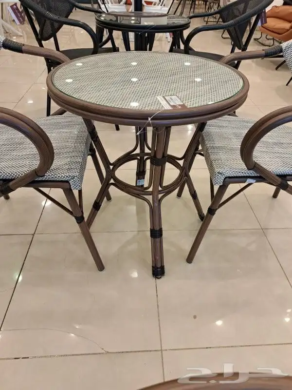 طاولات كافيهات ومطاعم 9