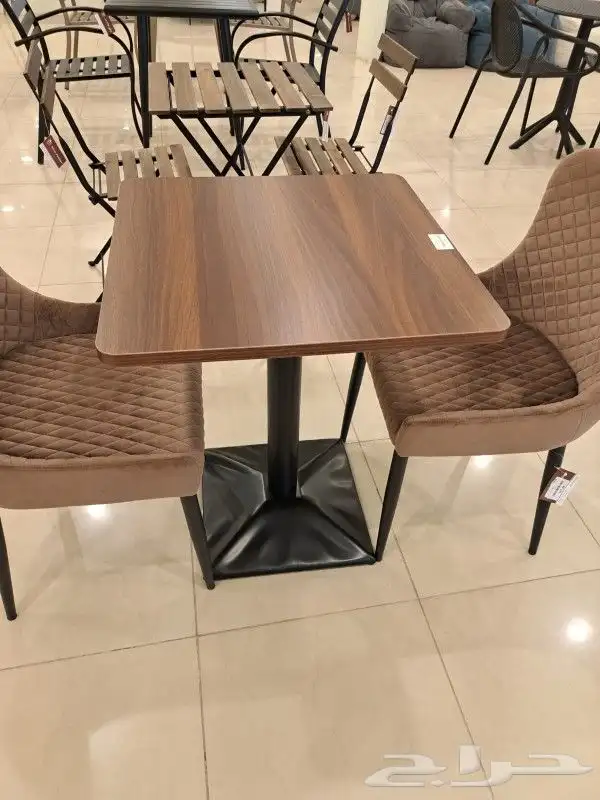 طاولات كافيهات ومطاعم 23