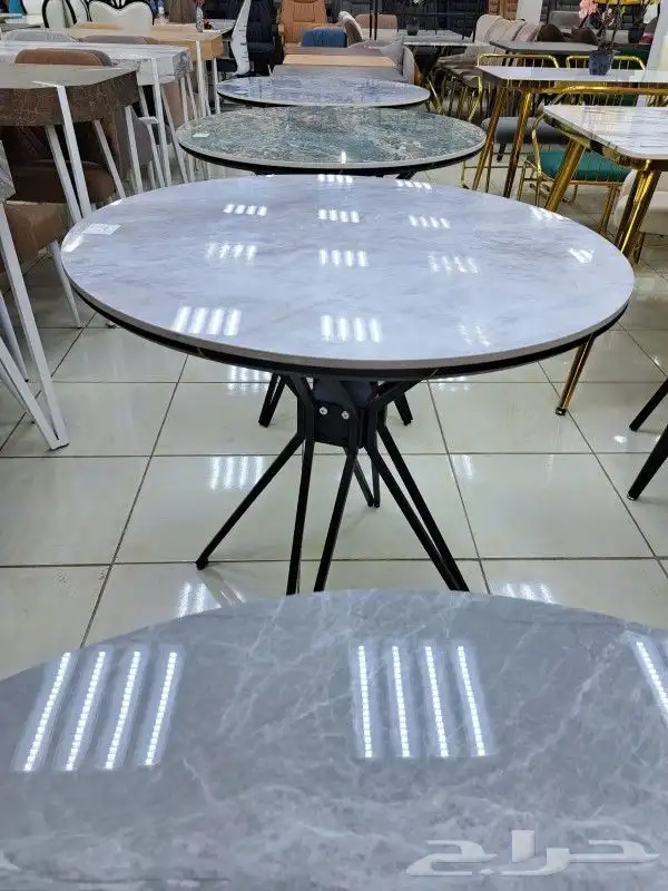 طاولات كافيهات ومطاعم 3