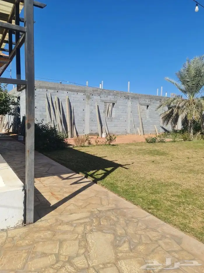 حداد شينكو معلم مظلات عؤازل مستوده سواتر 5