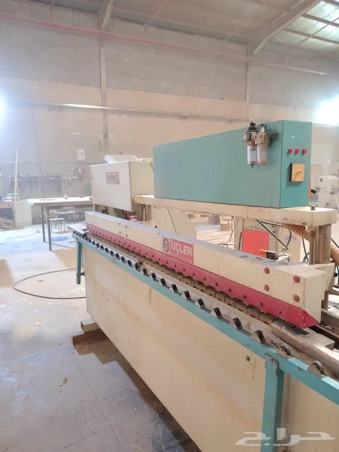 للبيع مكاين خشب و المنيوم و تنجيد 21