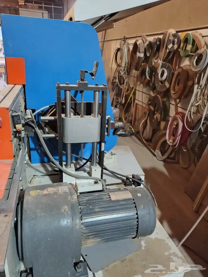 للبيع مكاين خشب و المنيوم و تنجيد 13