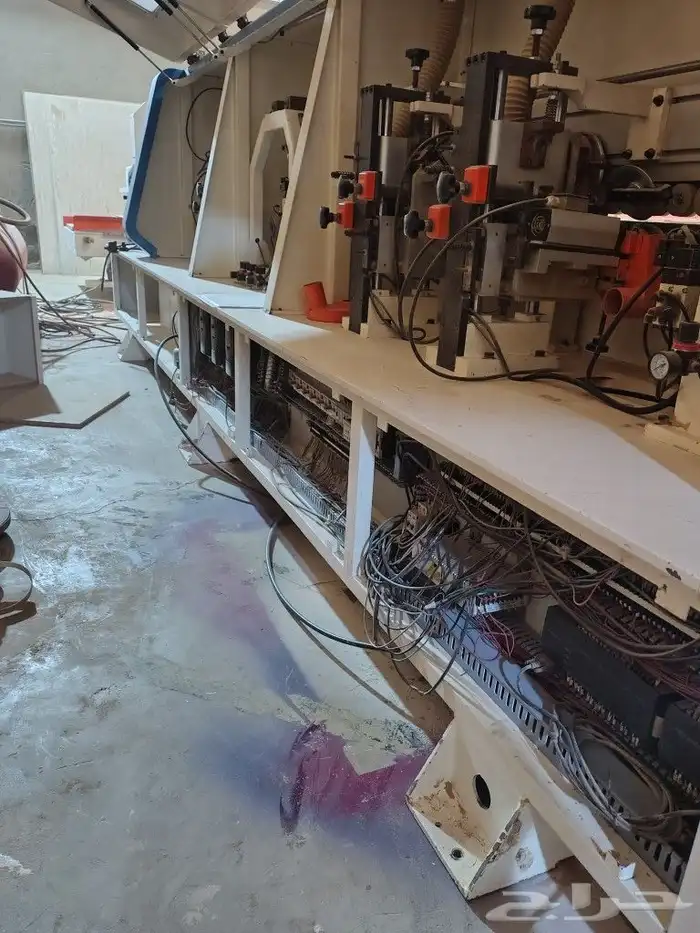 للبيع مكاين خشب و المنيوم و تنجيد 19