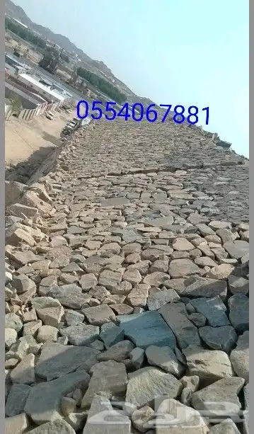 يوجد لدنيا بكلينات. لقص الاراضي وتفتيت الصخور وبناء الحجر 5