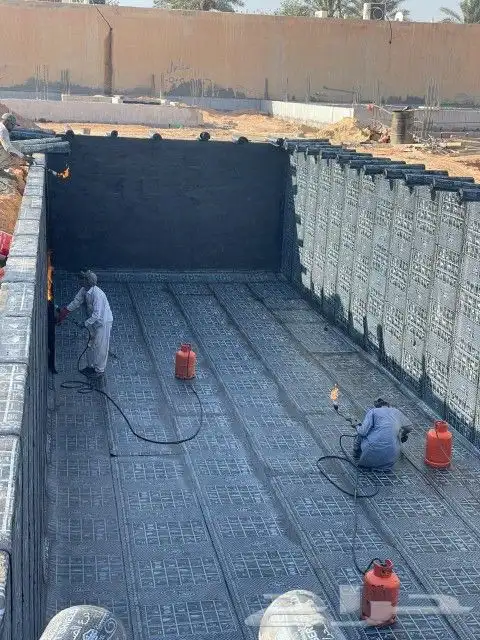 متخصصون في أنظمة العوازل الحديثه 2