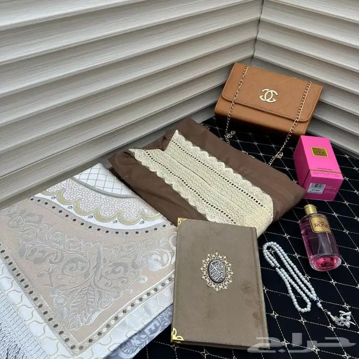 اطقم صلاة نسائيه مع هدايا شامل التوصيل والشحن 1