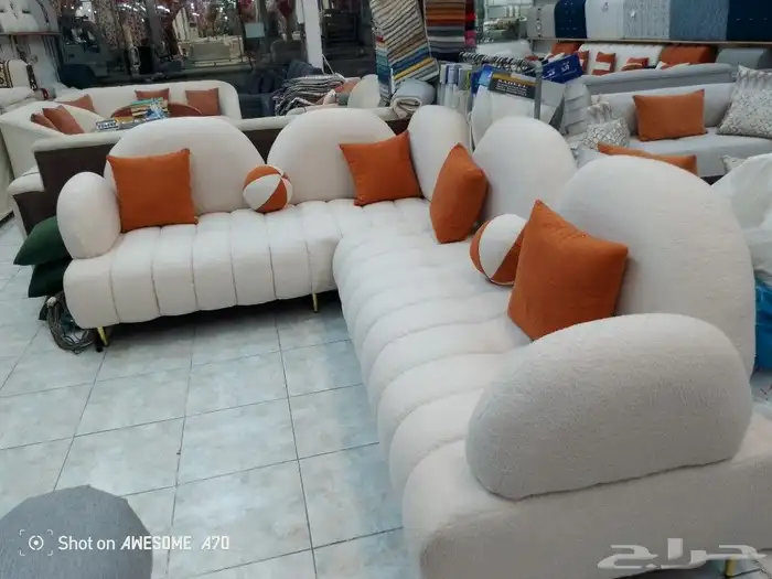 مفروشات الرياض  تفصيل جميع انواع الكنب والجلسات الارضي والست 4