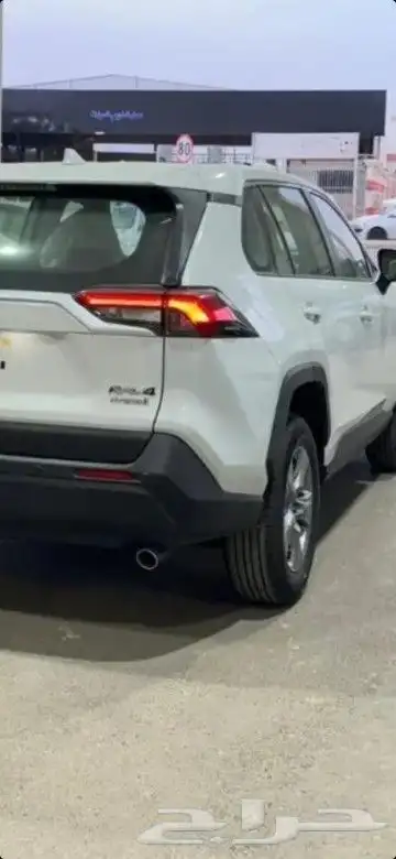 تويوتا راف فور 2025 LE هايبرد 3