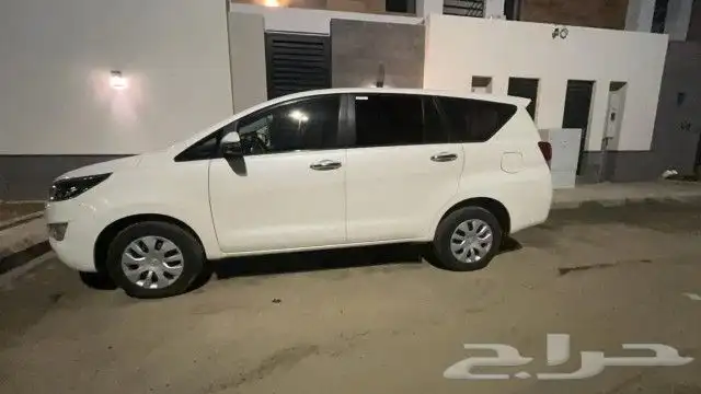 تويوتا انوفا 2019 3